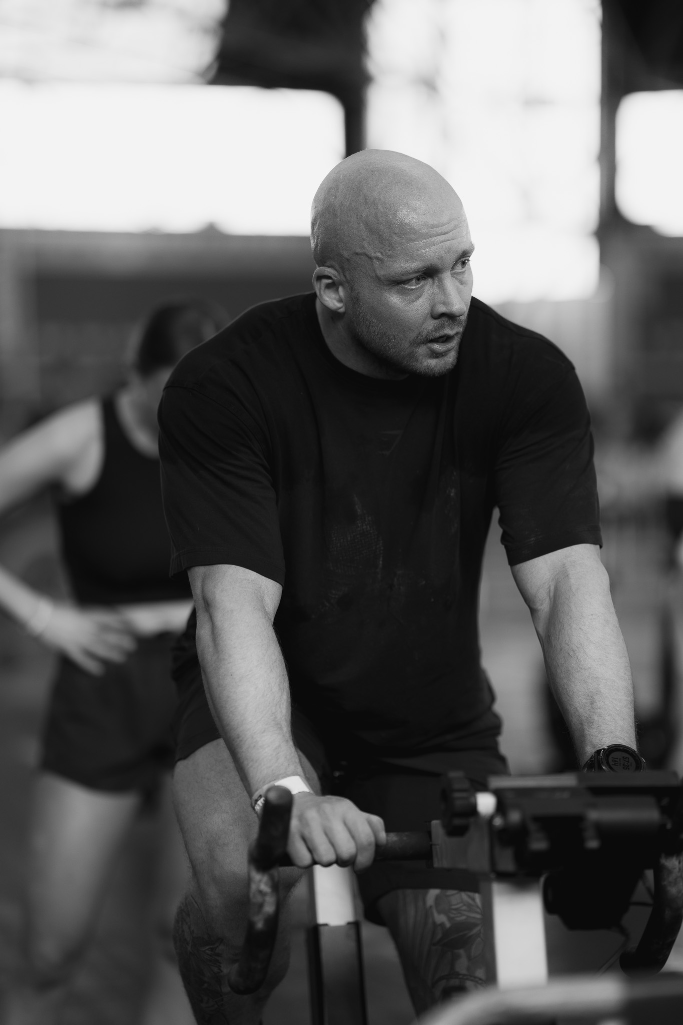 Zwart-wit sportportret tijdens Gymrace in Noord-Holland